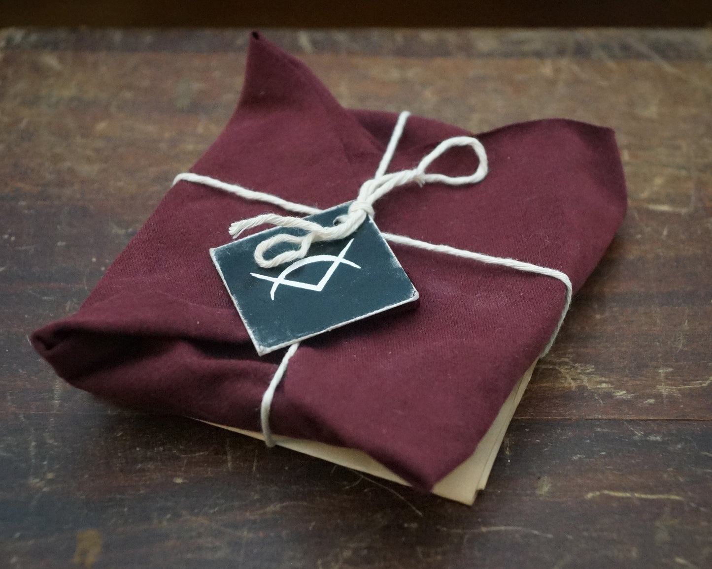 Circular Scrying Device - The Dark Lens - Curved