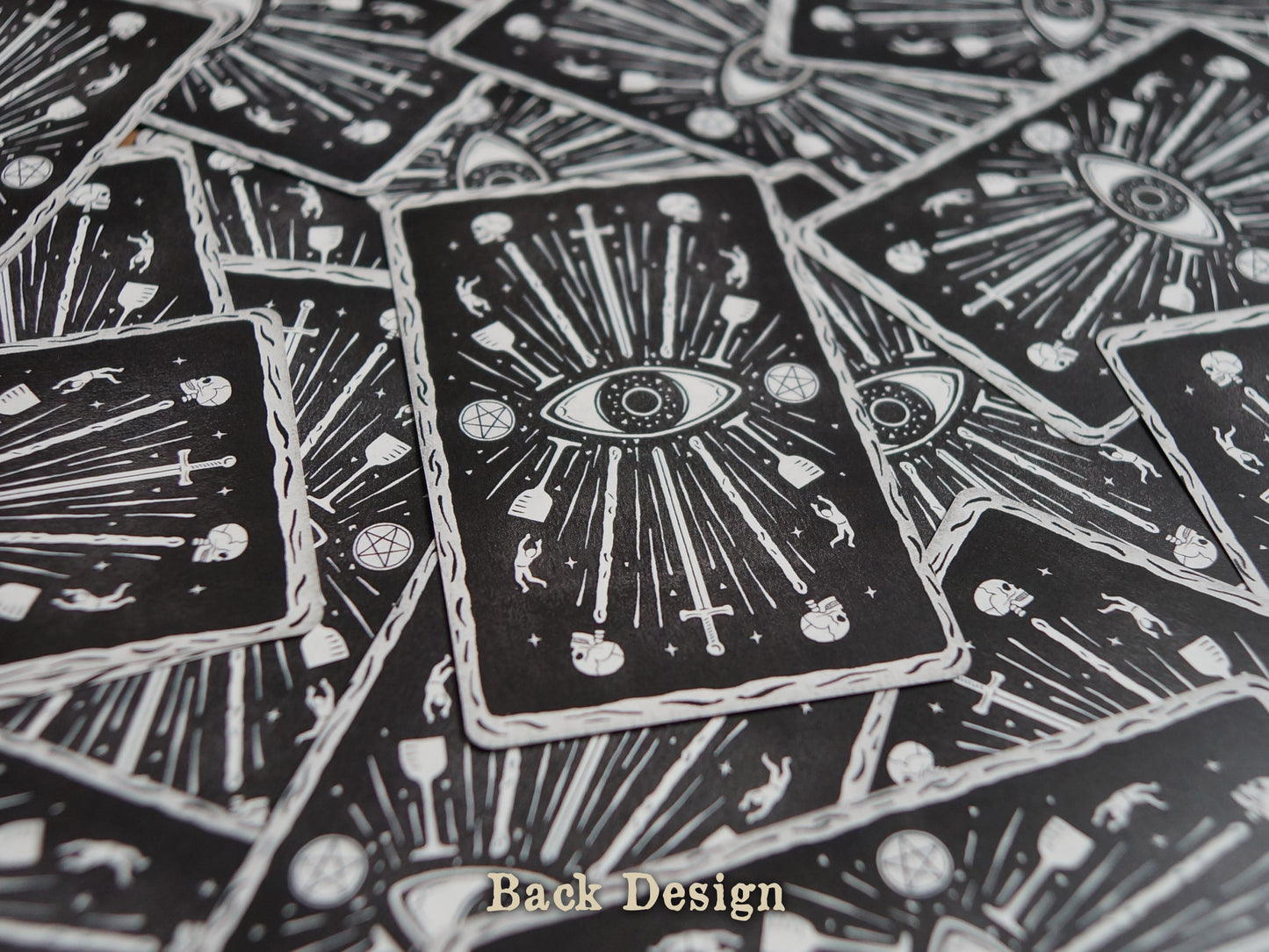 Hydesville Tarot - Howlite