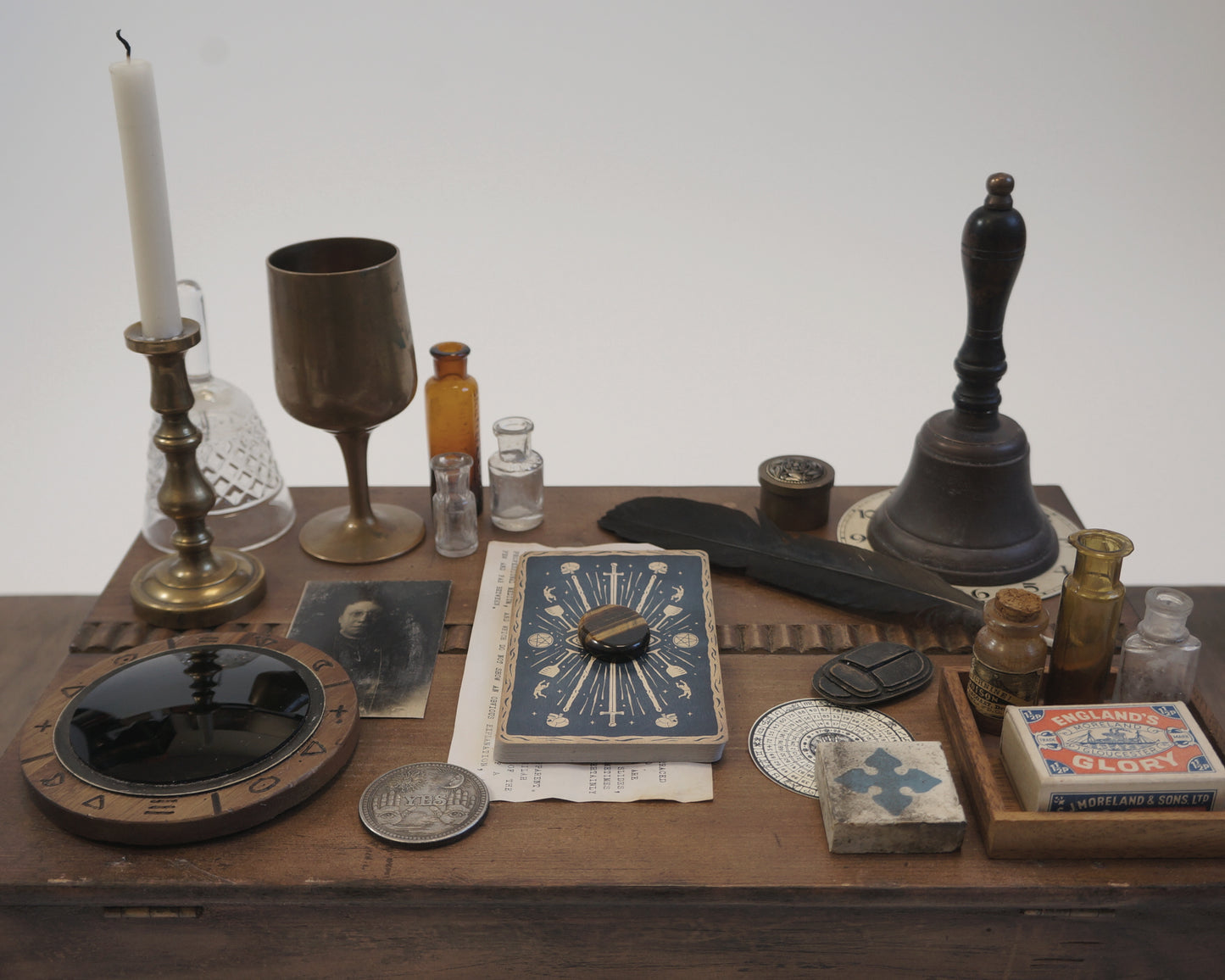 Hydesville Tarot - Tiger Eye