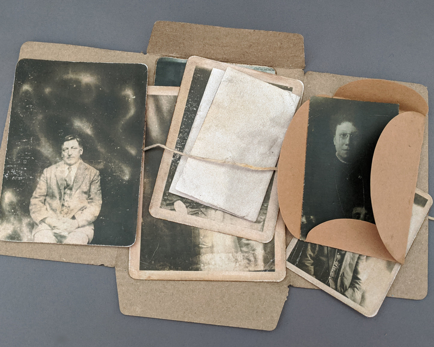 Spirit Photography (I) - Collection of Ghost Photos